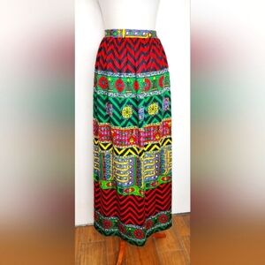 VIBRANT VINTAGE MAXI SKIRT